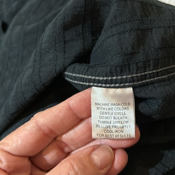 Duke’s Mens Button Down. XL - Picture 8 of 9